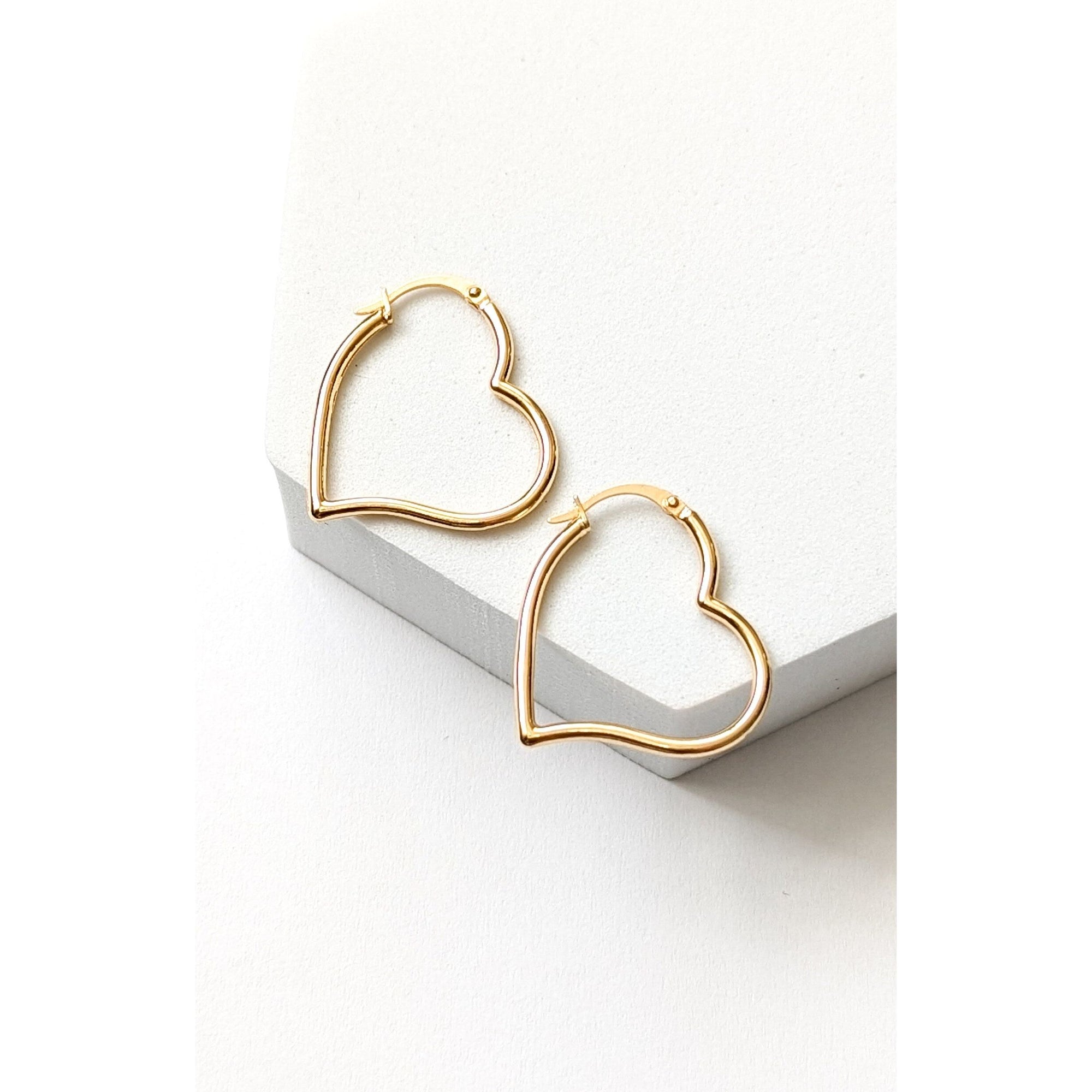 Aurora 18k Gold Heart Shape Hoop Fashion Earrings
