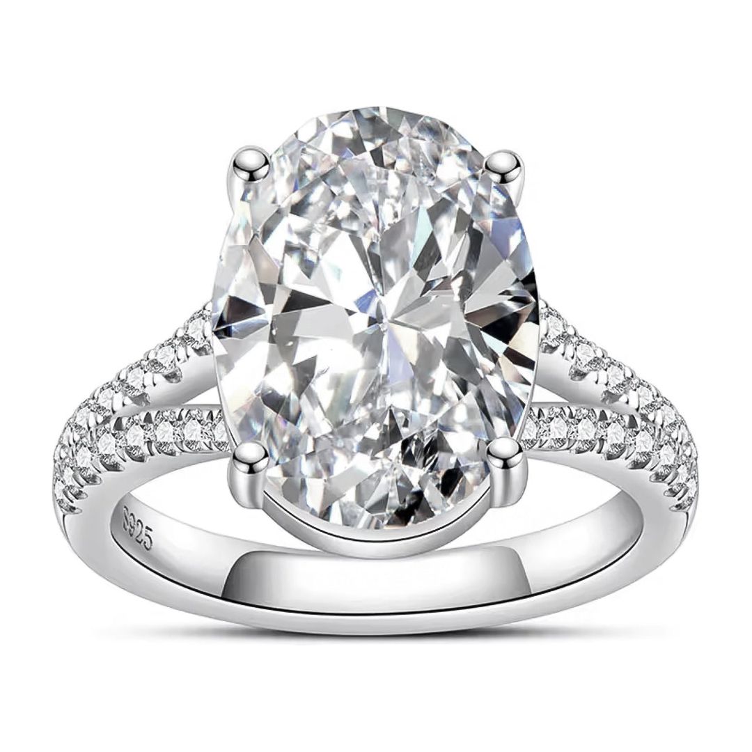 Veloura 8 CT Oval Moissanite Diamond Engagement Ring